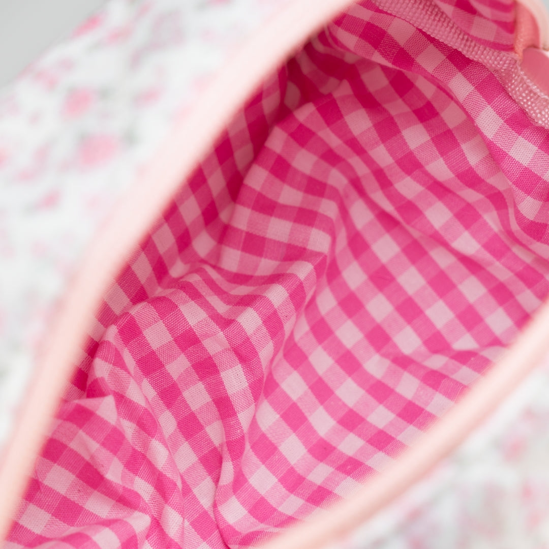 Cosmetic bag